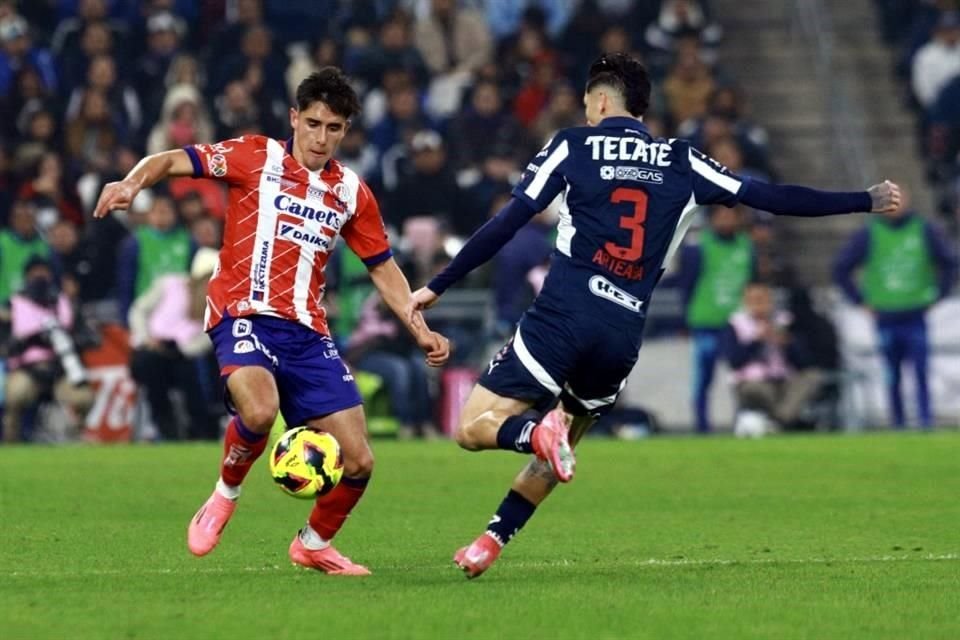 Repasa más de las acciones del debut de Sergio Ramos y triunfo de Rayados 3-1 sobre San Luis.