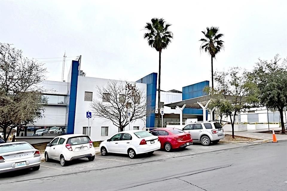En la Clínica Municipal de Monterrey denunciaron la falta de fármacos.