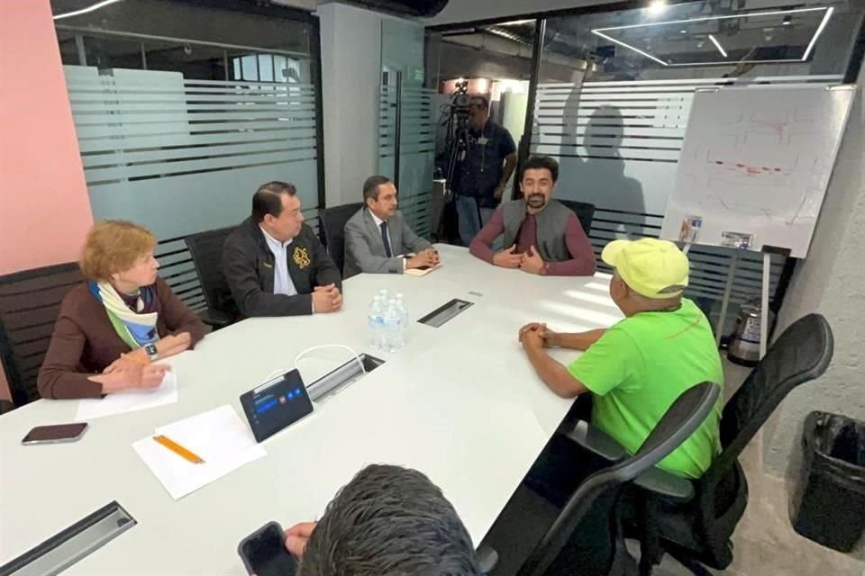 El encuentro se realizó en las oficinas del Centro de Gestión de Movilidad del Instituto de Movilidad y Accesibilidad, por alrededor de dos horas.