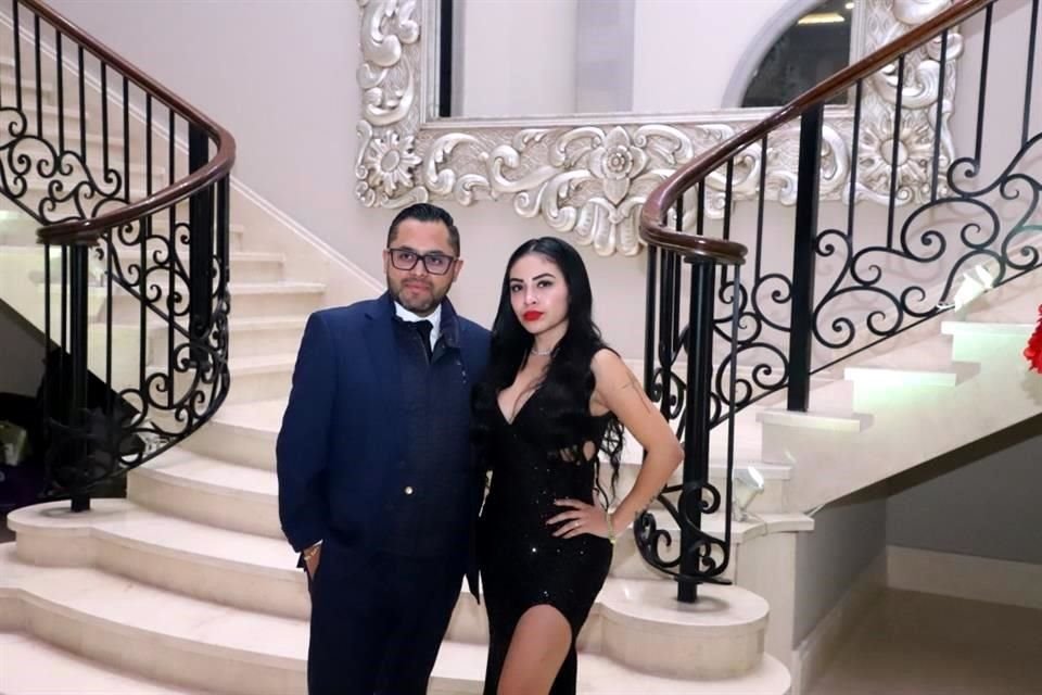 Israel Olmedo y Fernanda Cruz