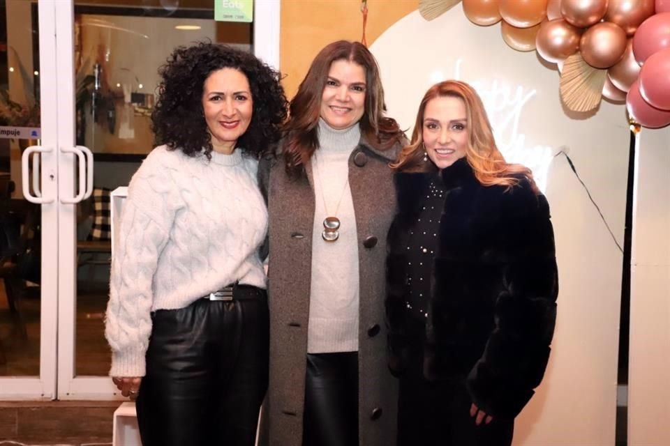 Marcela Fernández, Mónica Vera y Gaby de Siller