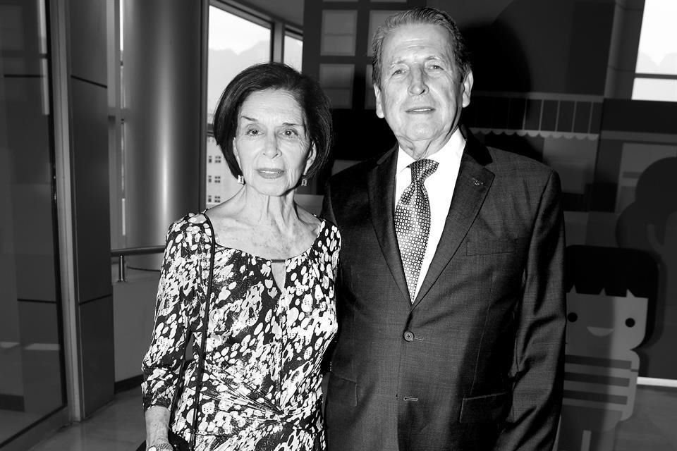 Gloria Casso de Herrera con su esposo Jesús Herrera Gutiérrez.