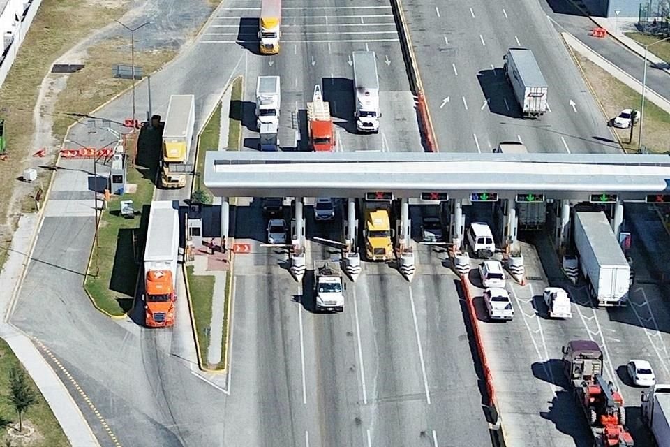  Los transportistas se quejaron de las altas cuotas que la REA cobra por el uso del Periférico.