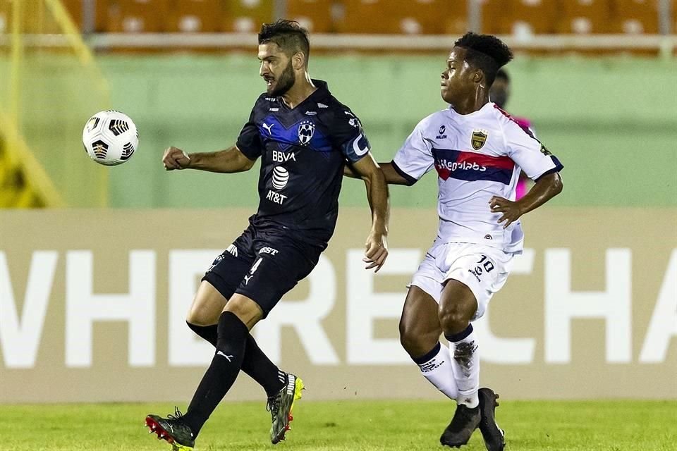 Nico Sánchez resaltó que Monterrey tiene plantel para pelear por la Liga y la Conca de igual manera.