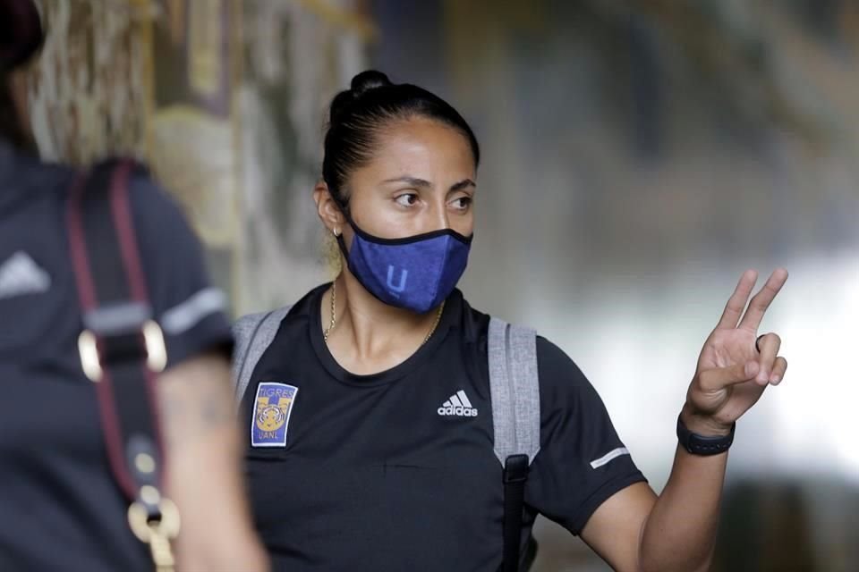 La delantera de Tigres Femenil anunció que es asintomática.
