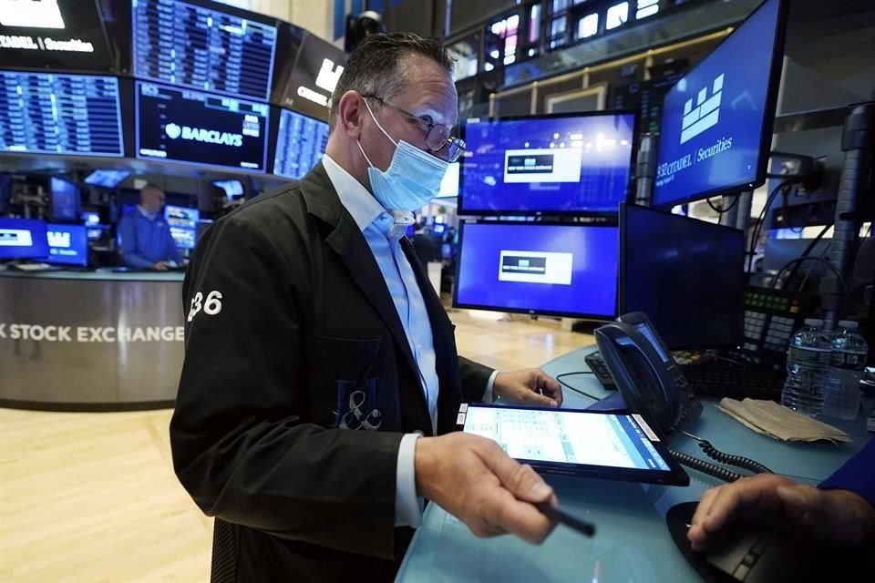 Wall Street extendió su racha alcista a tres avances diarios.