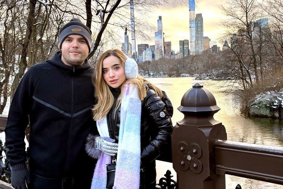 Fernanda Cortés y Javier Morales, paseando en NUEVA YORK