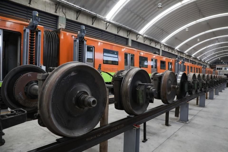 Se instalaron tornos de rodeo que perfilan la geometría de las ruedas.