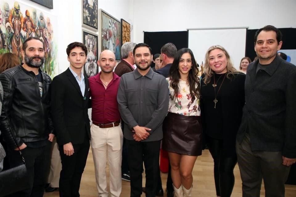 César Polack, Edgar Sandoval, Luis Martínez, Wayo Torres, Mariana Cerecero, Azucena Cruz y Salvador López