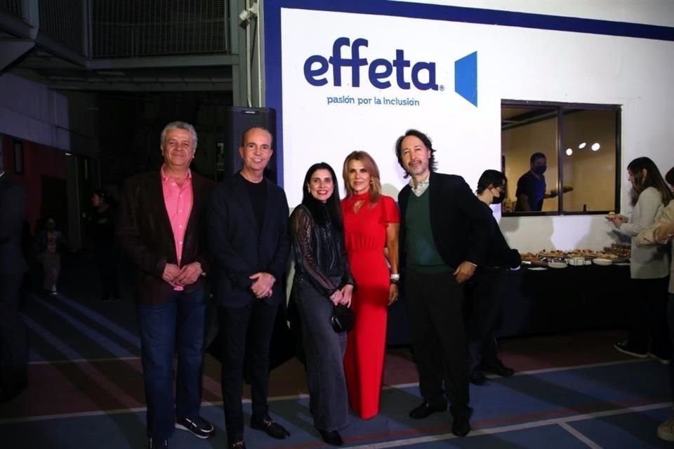 Agustín Suárez, Rafael Alanís, Celia Treviño de González, Claudia Ibarra y Alejandro Campbell