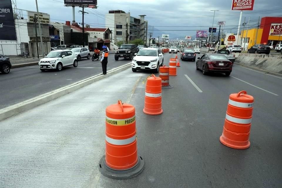 El nuevo carril de contraflujo en Leones estará habilitado durante 15 días para evaluar su eficiencia.