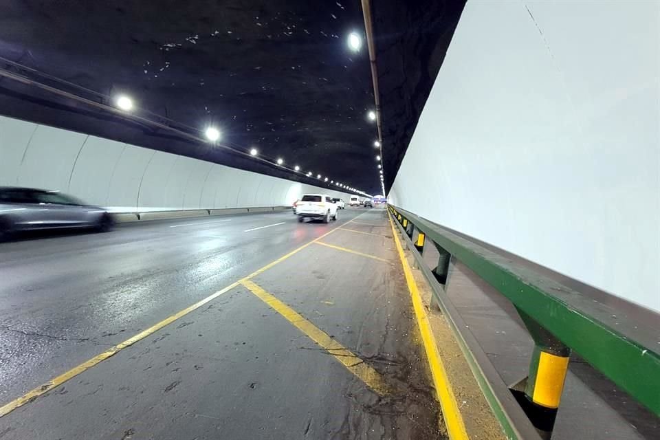   La pared del Túnel con dirección a San Pedro ya fue cubierta en su totalidad de pintura color blanco.