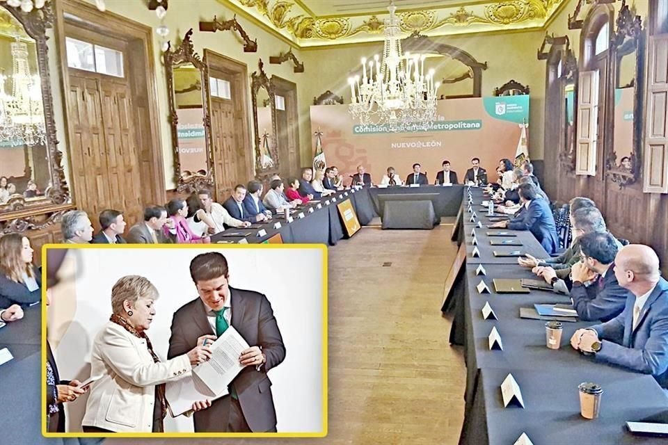 Alicia Bárcena, titular de Semarnat, encabezó ayer con el Gobernador (recuadro) la instalación de la Comisión Ambiental Metropolitana.