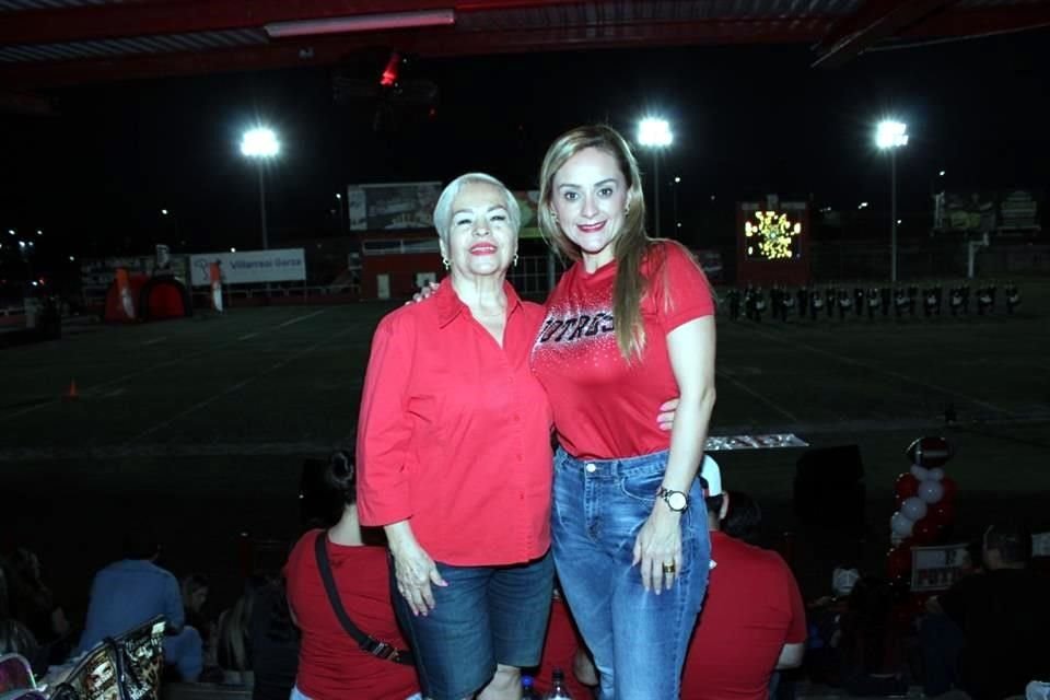 Pilar Ortiz y Berenice Barajas