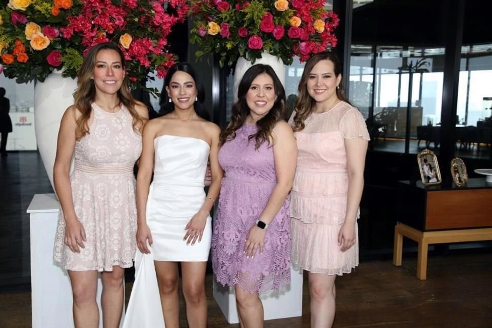 Thannia Hernández de la Garza, Lorena Chapa, Vane Hernández de la Garza y Karen Hernández de la Garza