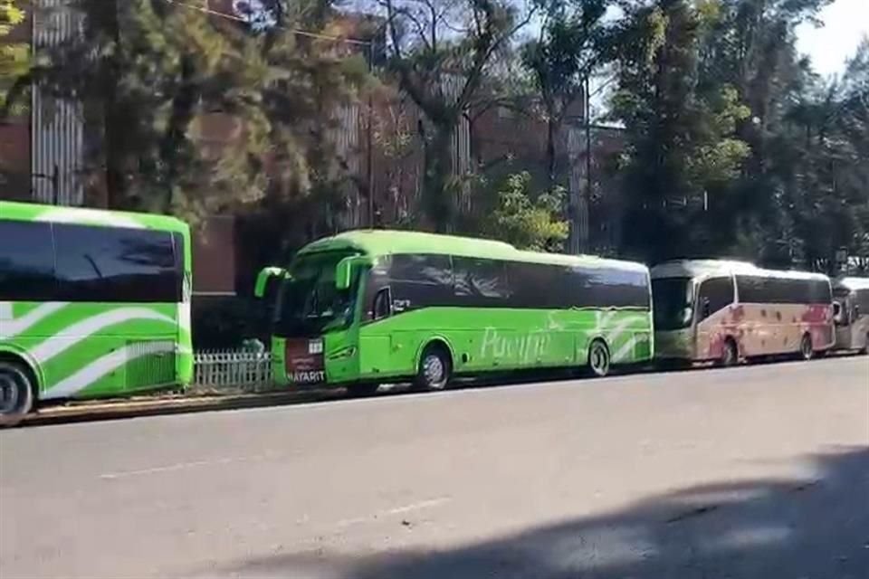 Autobuses provenientes de Nayarit.