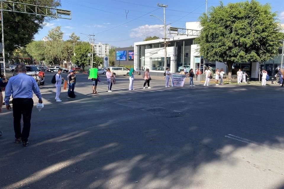 Además señalan malas condiciones laborales.