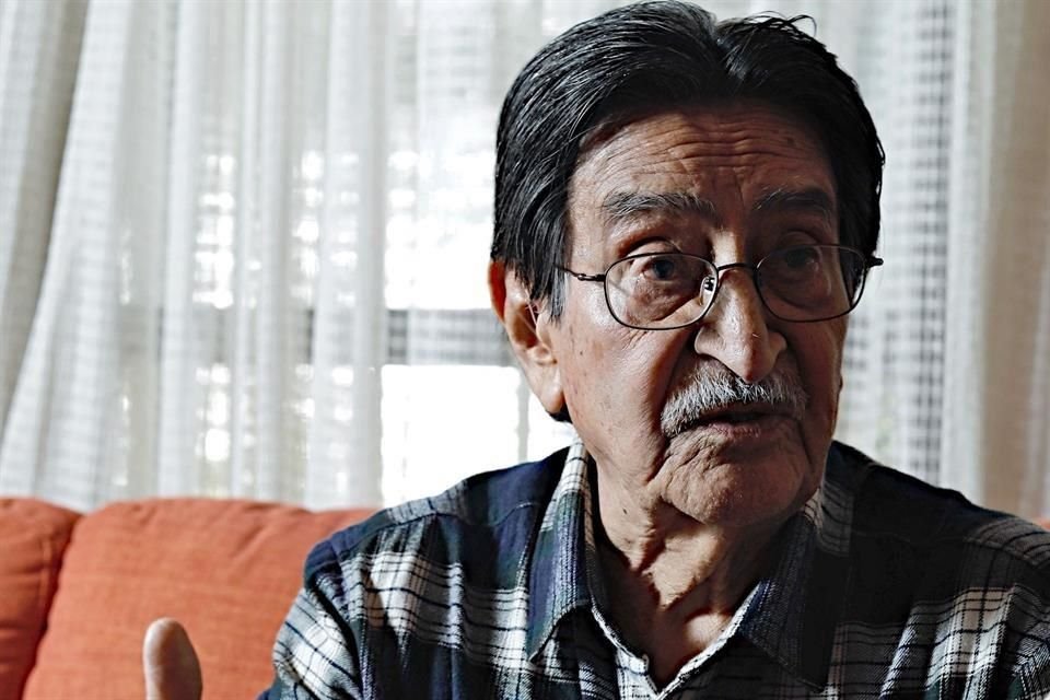 Sergio Mondragón dice que su tarea es entender cosas que no entiende de sí mismo y de los demás.