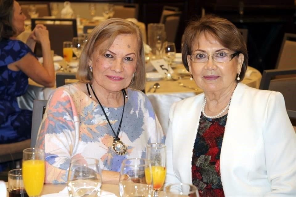 Dolores Victoria y Amanda López