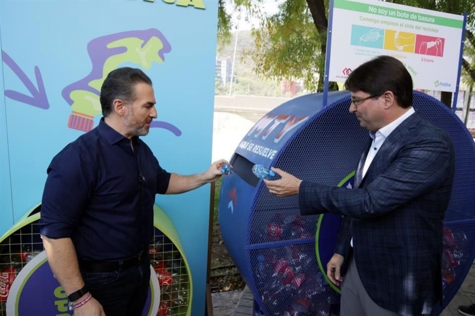 Durante la firma del convenio autoridades informaron que ya hay 38 estaciones instaladas, y están el proceso de colocar los otro 12 puntos de reciclaje que faltan.