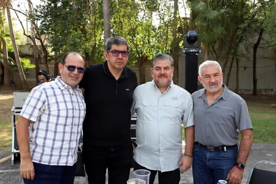 Marino Tevilla, Oswaldo Velázquez, Javier Casares y Mario Garza