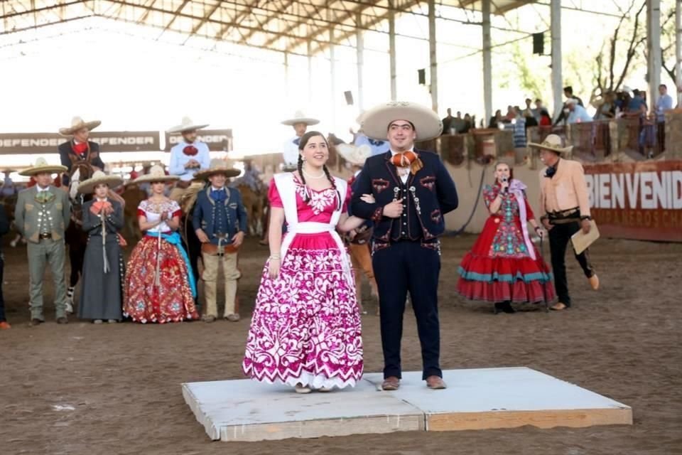 Azalia Paulina Álvarez y Rosendo de León