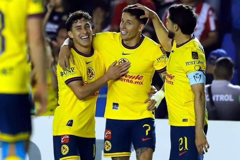 Brian Rodríguez dio un buen partido, al anota el primero y asistió a Alejandro Zendejas para el 3-0.