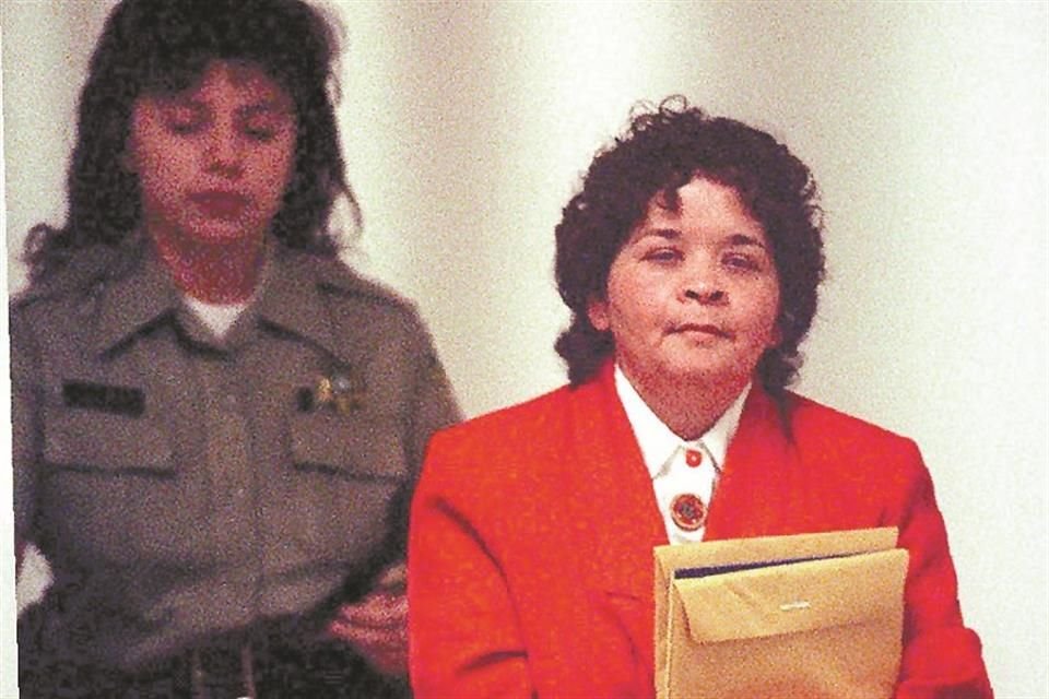 Yolanda Saldívar fue condenada a cadena perpetua por el homicidio de la icónica cantante Selena Quintanilla-Pérez en 1995.