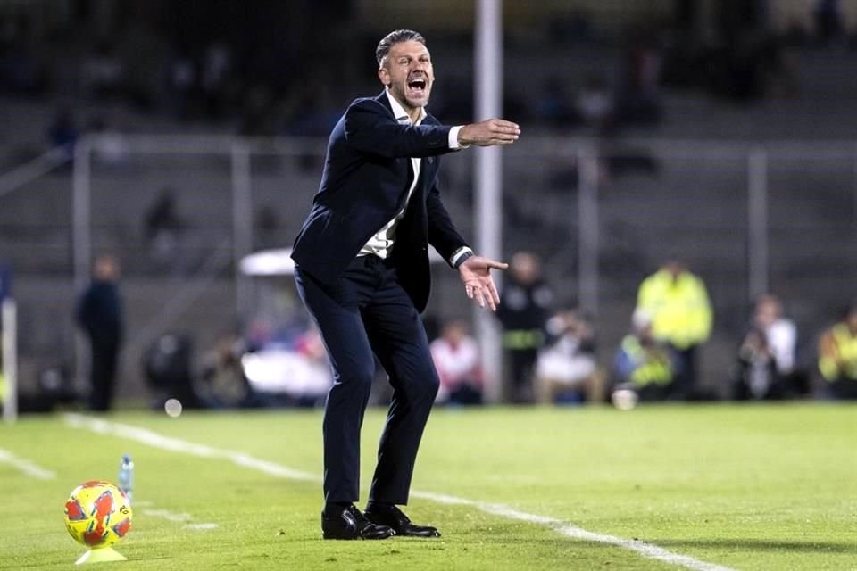 El futuro de Martín Demichelis como entrenador del Monterrey está en vilo.