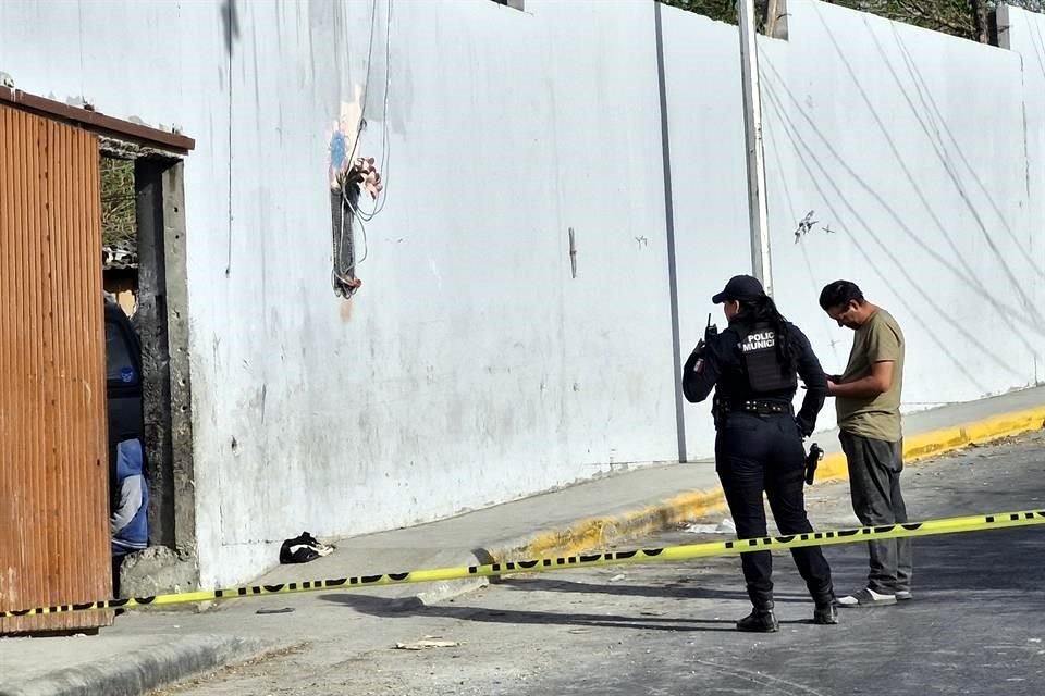 Frente a su hijo de 9 años, un hombre asesinó a balazos a su esposa.