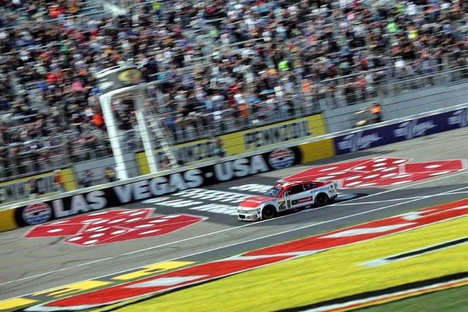 Josh Berry fue el ganador de la carrera.