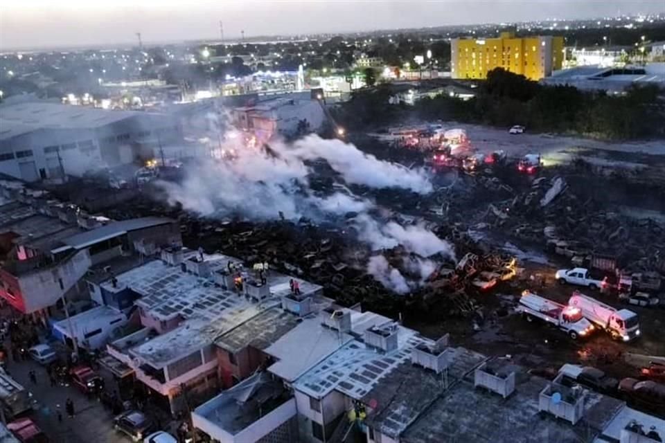 El incendio fue sofocado gracias a los brigadistas, la Marina y vecinos aledaños.