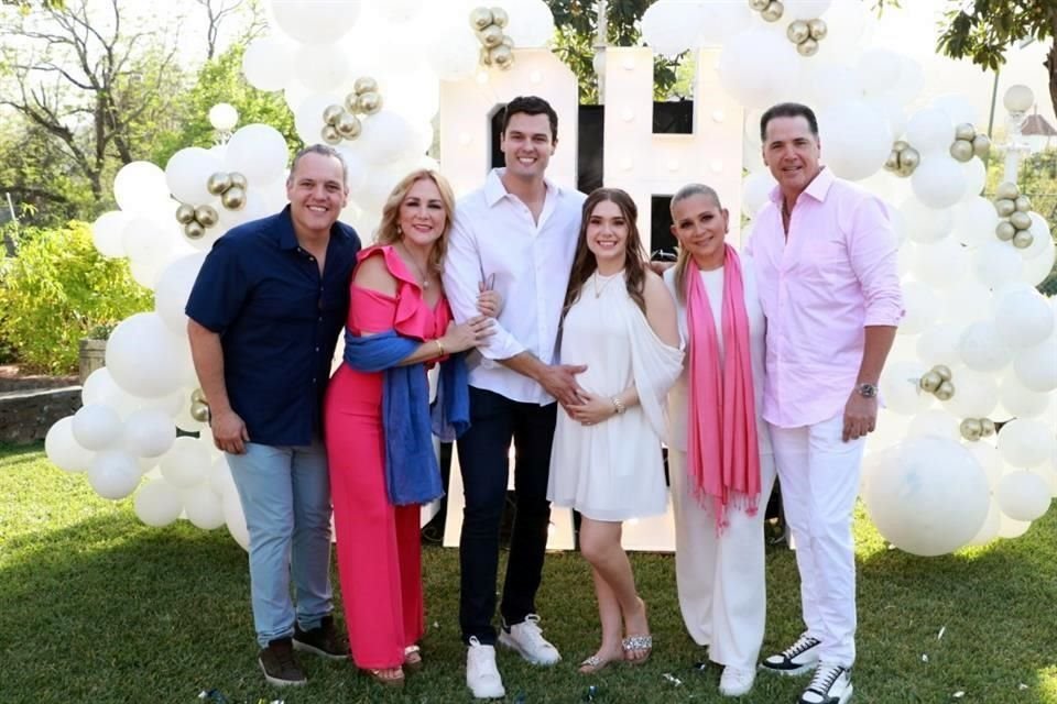 Sergio Elizondo Montemayor, Leticia Muñiz de Elizondo, Sergio Elizondo Muñiz, Alejandra González de Elizondo, Alejandra Niño de Rivera de González y Luis González García