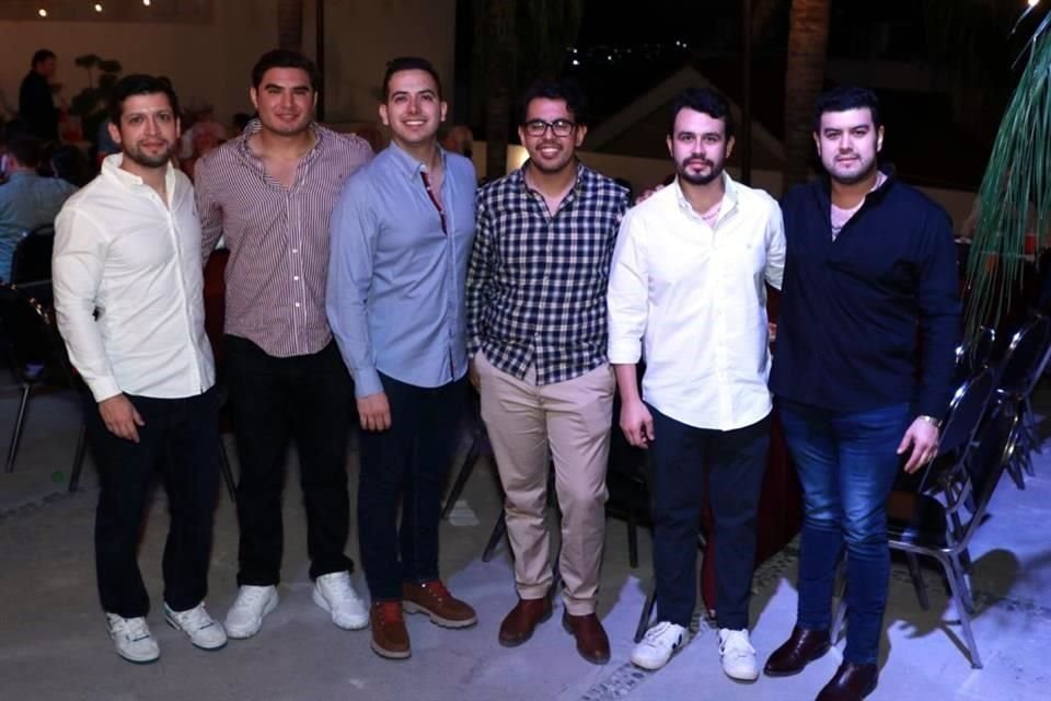 Carlos Heredia, Gerardo González, Amed Quiroga, Eliseo Navarro, Diego Bolaños y Rudi Gamboa