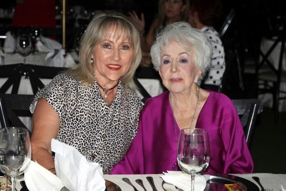 Susy de Bearzotti y Soco de Fuentes