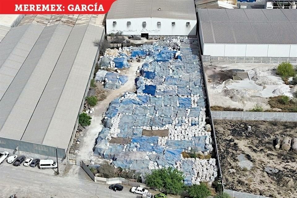 La empresa Meremex, propiedad de Zinc Nacional, tiene predios llenos con costales gigantes, similares a los que estaban en la planta de San Nicolás.