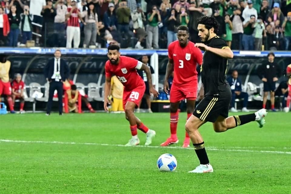 Con un penal en el 90+2', Raúl Jiménez le dio el primer título de la Nations League a la Selección Mexicana.