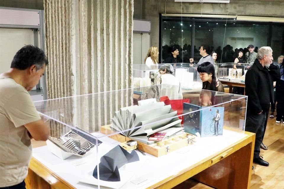 Tras la muestra y después de su catalogación, los libros van a estar disponibles para consulta a través del catálogo en línea de la BNM.