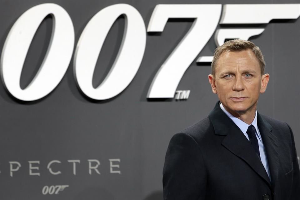 Los productores responsables de franquicias como 'Spider-Man' y 'Harry Potter' se encargarán de hacer la nueva película de James Bond.