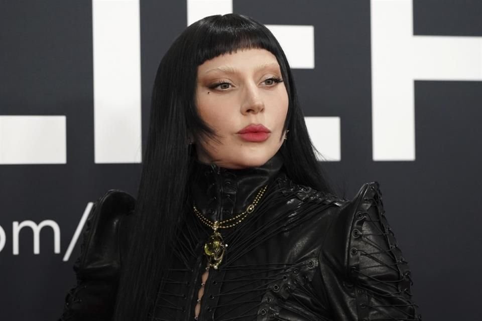 Al parecer la compañía trató de razonar con el equipo de Lady Gaga, pero aseguran que fueron ignorados y de ahí su decisión de demandar a la cantautora.