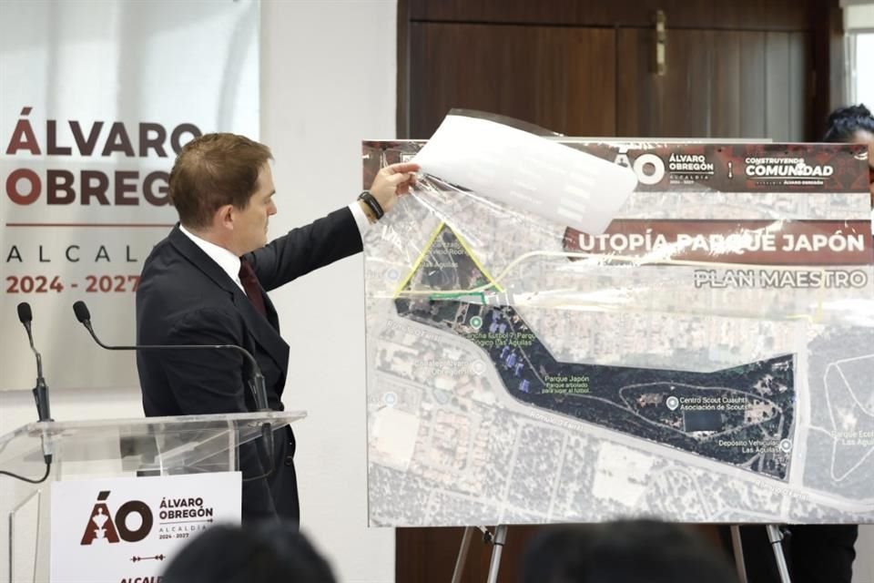 'La Utopía será construida únicamente en la parte que tiene una marcha de concreto o que ya tiene ciertas edificaciones, no se va a tirar ningún árbol', aseguró Casarín.