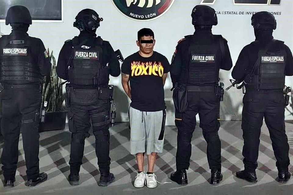  El detenido fue identificado como Elías, de 37 años, a quien señalaron como generador de violencia.
