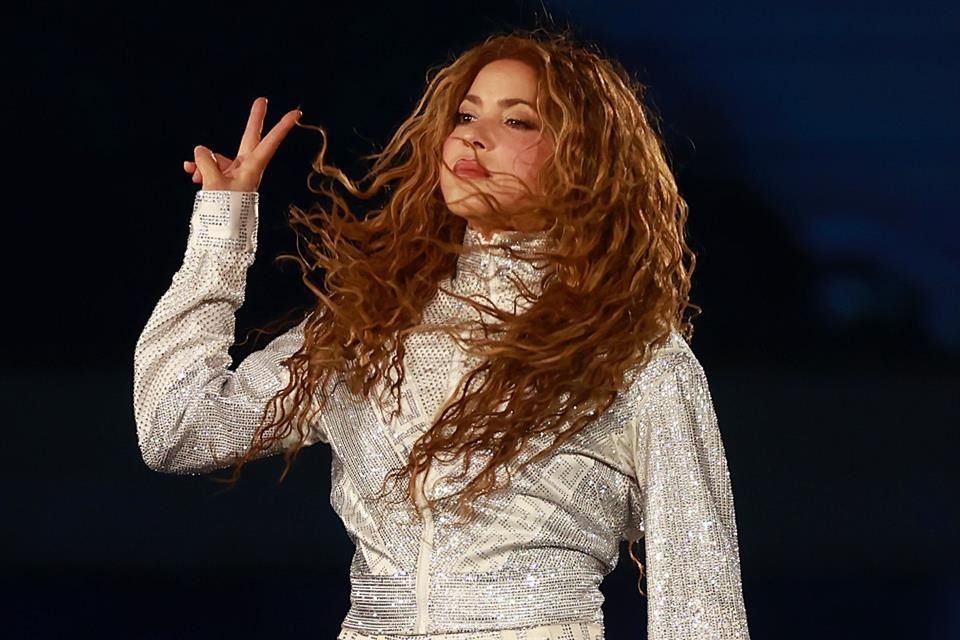 Shakira dio su presentación 7 en el Estadio GNP.