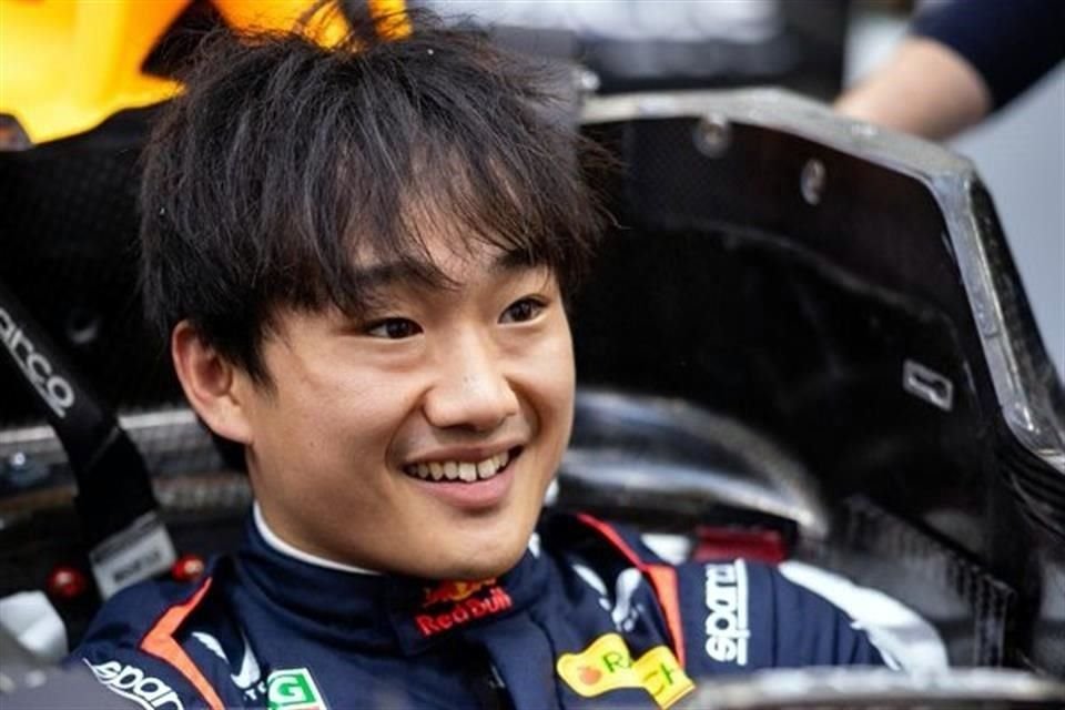 Yuki Tsunoda tiene un gran reto ahora como compañero de Max Verstappen.