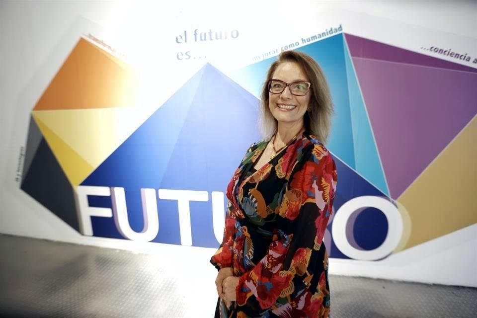 'Son raras las exposiciones que nos dicen: 'Desde tu presente, te voy a invitar a soñar con el futuro'', destacó María Emilia Beyer, directora de Universum sobre la exposición.