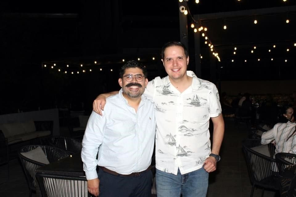 Mauricio Sánchez y Armando Santana