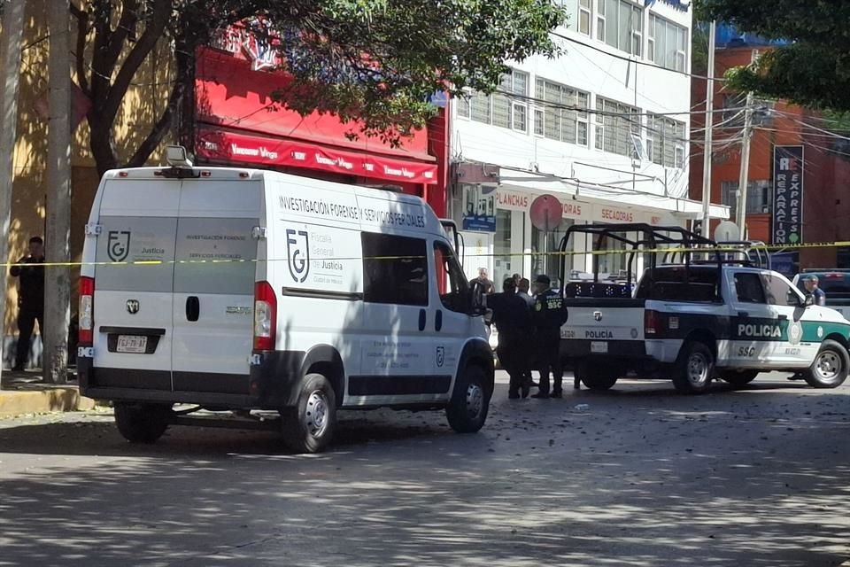 Paramédicos realizaron la revisión, sin embargo, la víctima ya no tenía signos vitales, por lo que se dio aviso a la Fiscalía General de Justicia.