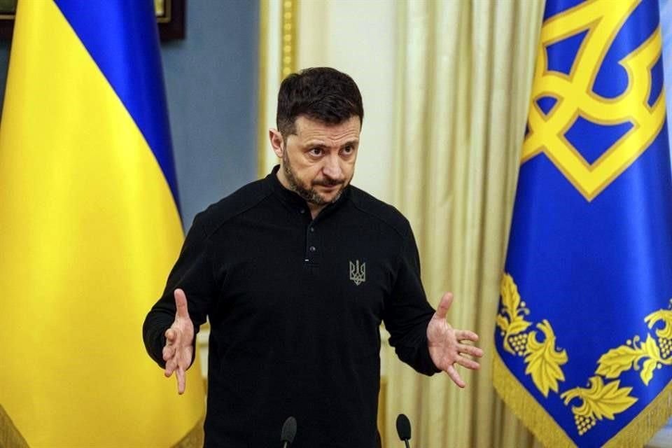 El Presidente ucraniano, Volodymyr Zelensky, criticó la reacción de EU a un mortífero bombardeo en Krivói Rog que dejó 18 muertos.