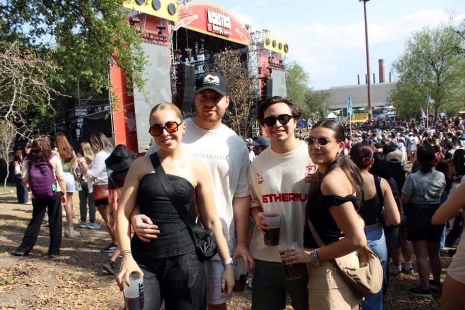 Sofía Fernández, Daladier Montoya, Alejandro Sayavedra y Susana Venegas 