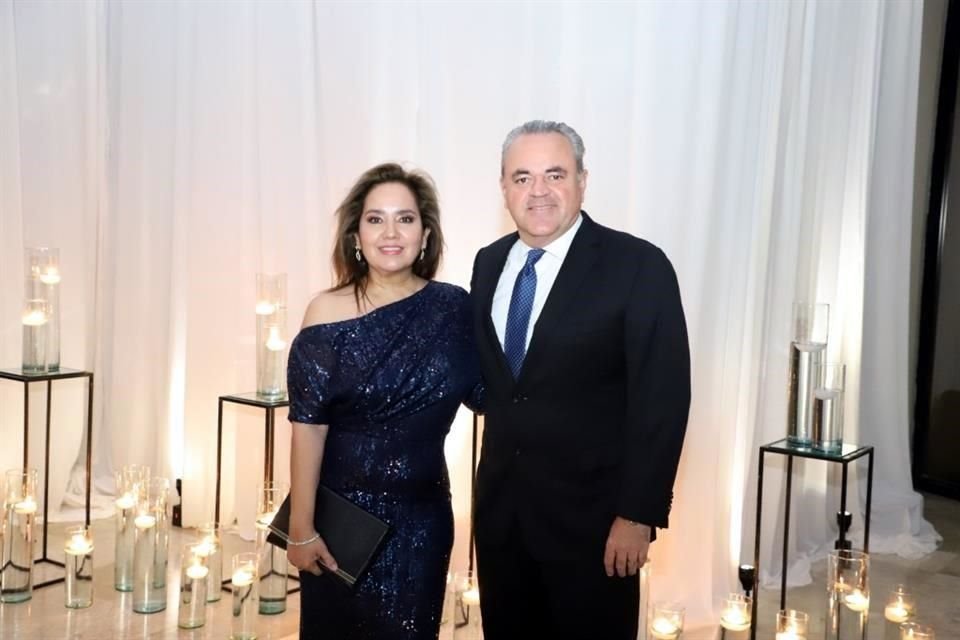 Itzá Hernández y César Tamez